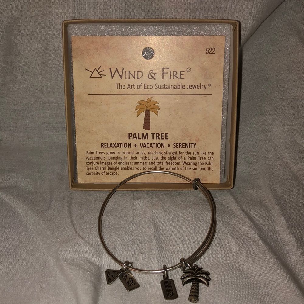 Wind & Fire palm tree bracelet